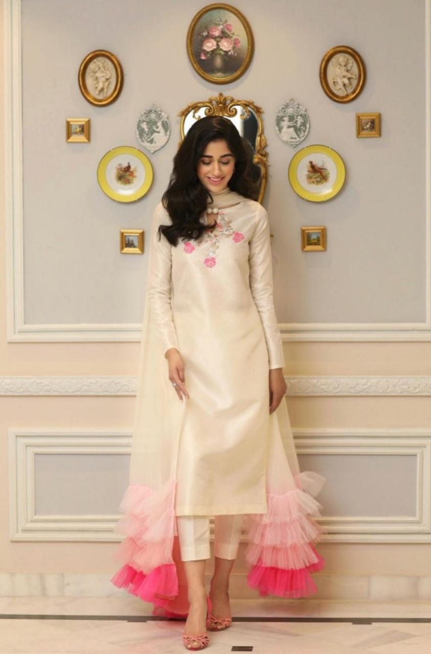 White & Blush Kurta Set With 4 Layers Ruffled Dupatta